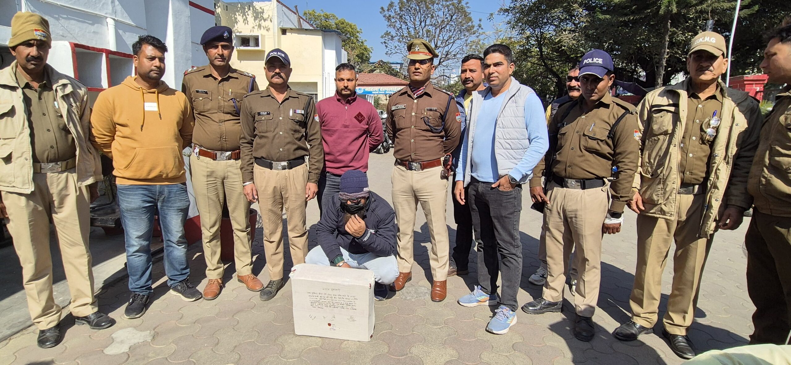 हल्द्वानी: पुलिस ने नशीली सामग्री व चरस के साथ 3 तस्कर गिरफ्तार, अब तक की सबसे बड़ी खेप बरामद